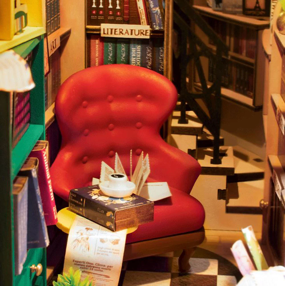Robotime, Bookstore Book Nook & Wonderland - Image 2